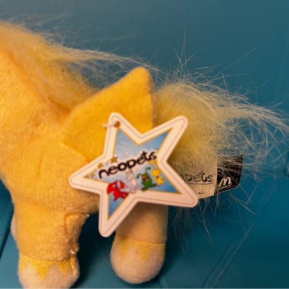 Neopets 2004 McDonald's Happy Meal Toy - Yellow Uni Plushie - Picture 4 of 6